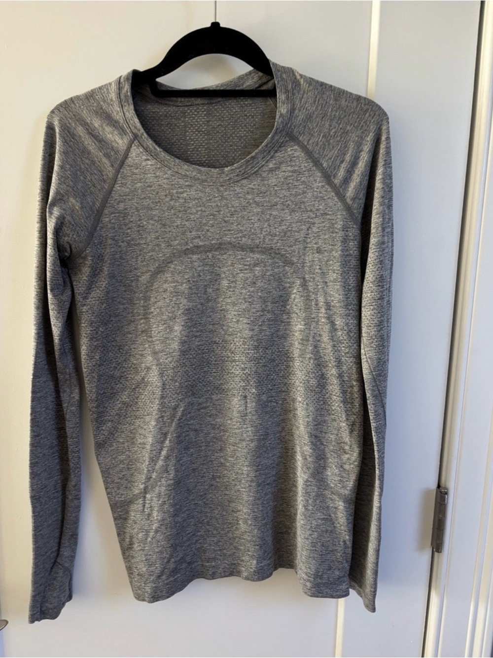 Lulu Lemon Women's Grey Long-Sleeve Performance Top
